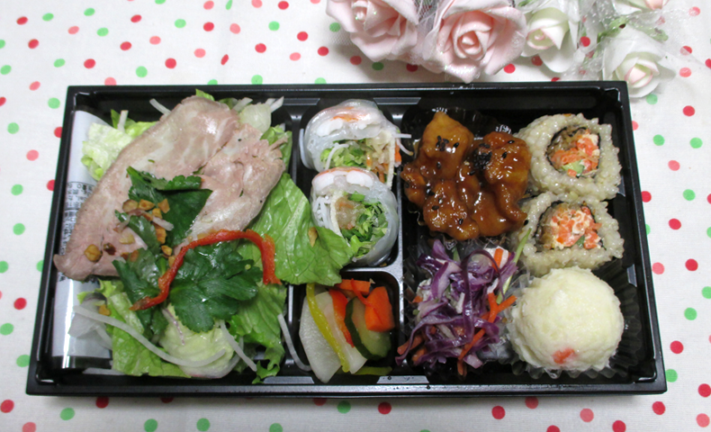 Rf1で人気の30品目入りsalad Bento サラダ弁当 実食口コミ お取り寄せスイーツグルメ ギフトfan